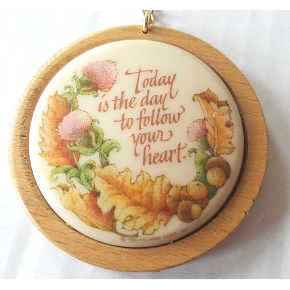 Follow Your Heart Keychain Vintage Hallmark Floral Today is the Day Retro 80s - Picture 4 of 6